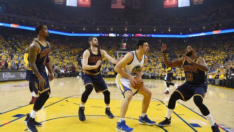 NBA Finals -- Warriors crush Cavaliers, 132-113, to take 2-0 lead